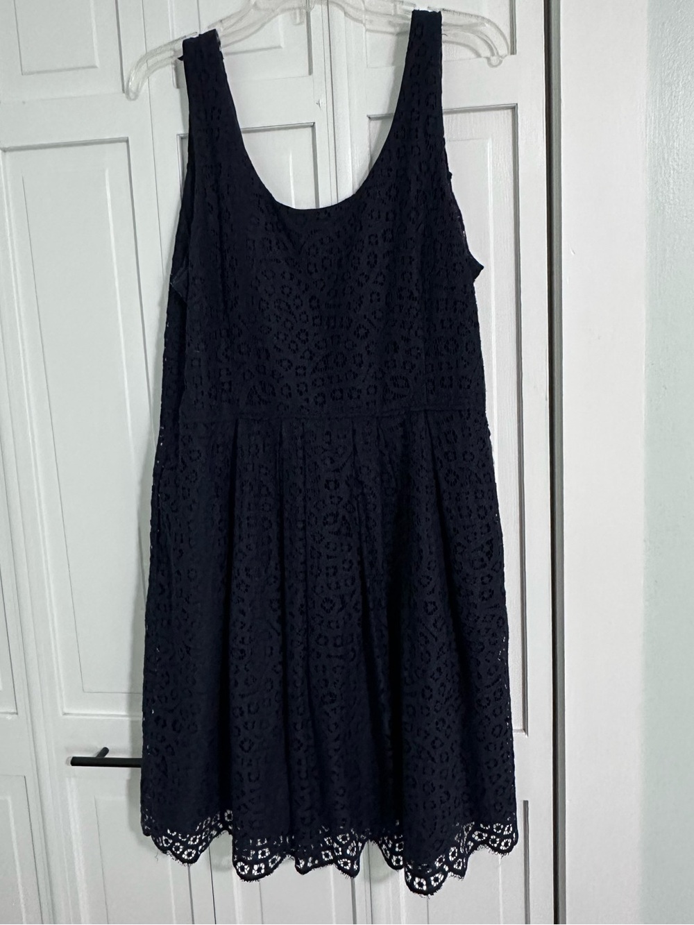 J. Crew Dark Navy Blue Floral Eyelet Lace Dress with scalloped edge Size 12